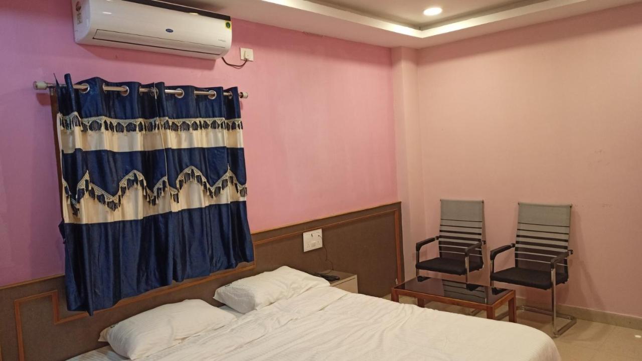 فندق Aarthi Residency كارايكودي المظهر الخارجي الصورة
