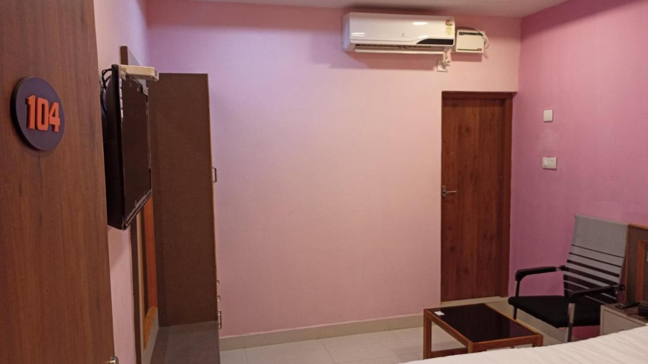 فندق Aarthi Residency كارايكودي المظهر الخارجي الصورة