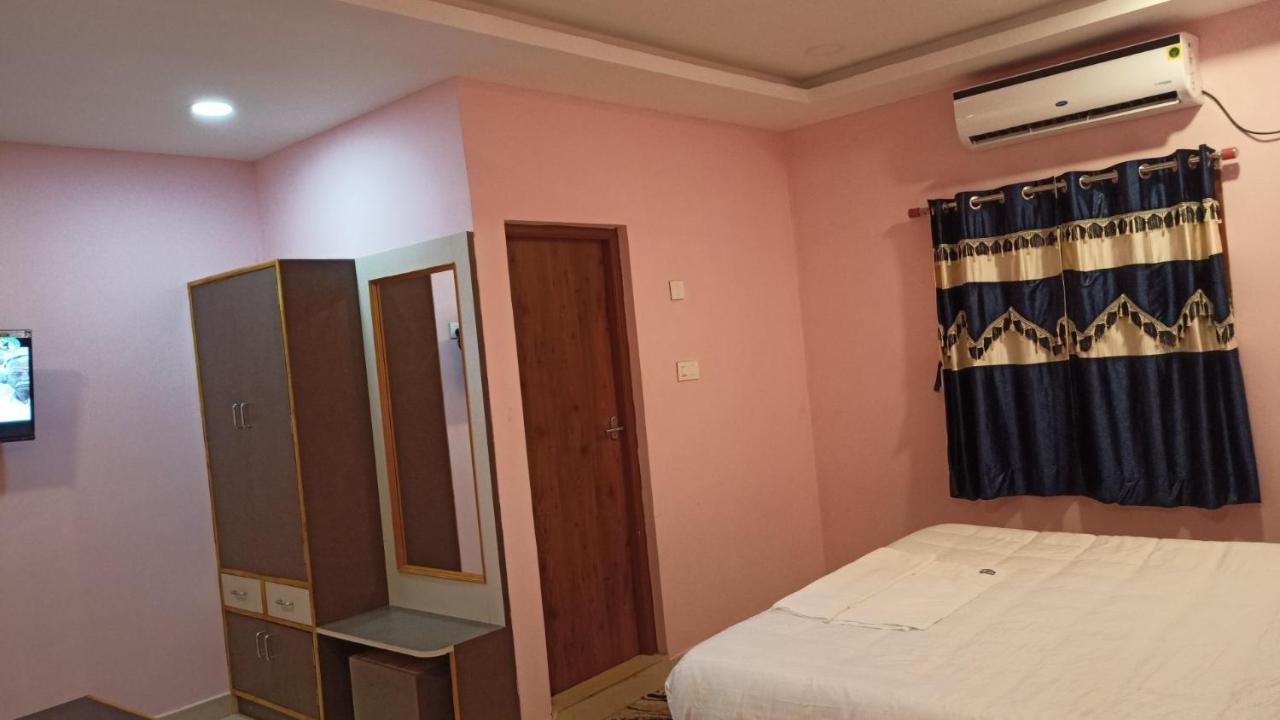 فندق Aarthi Residency كارايكودي المظهر الخارجي الصورة