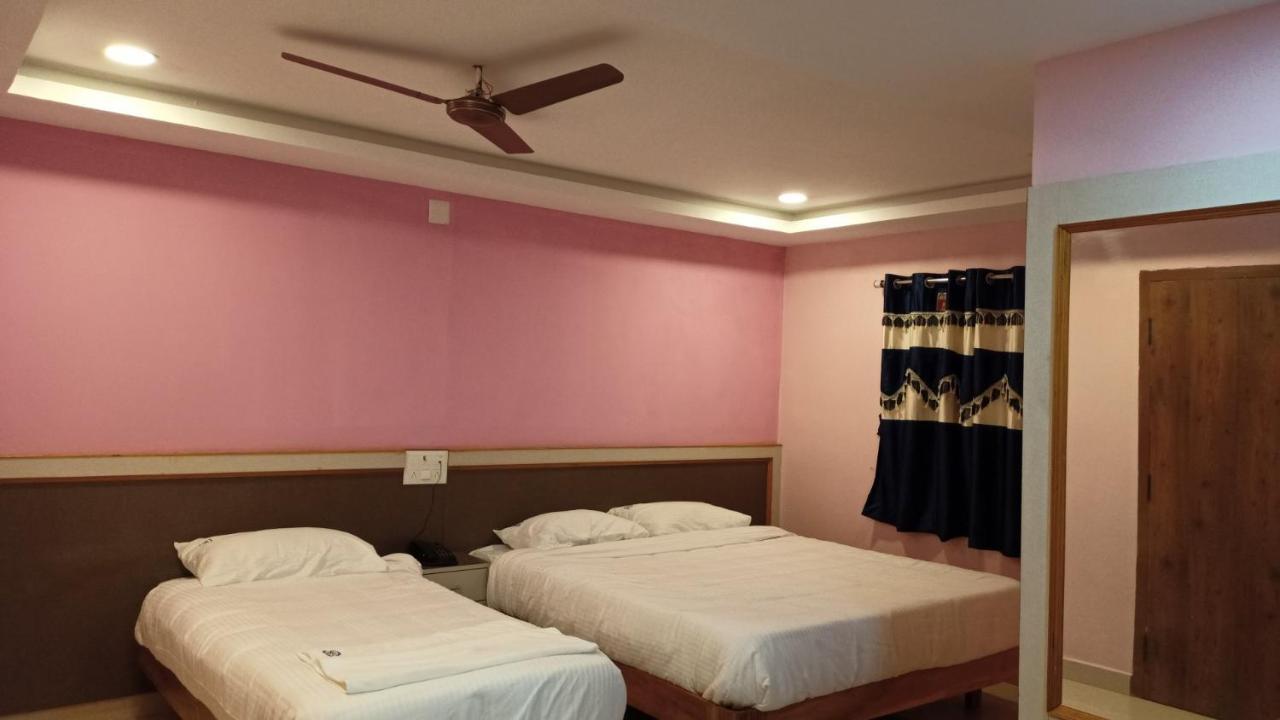 فندق Aarthi Residency كارايكودي المظهر الخارجي الصورة
